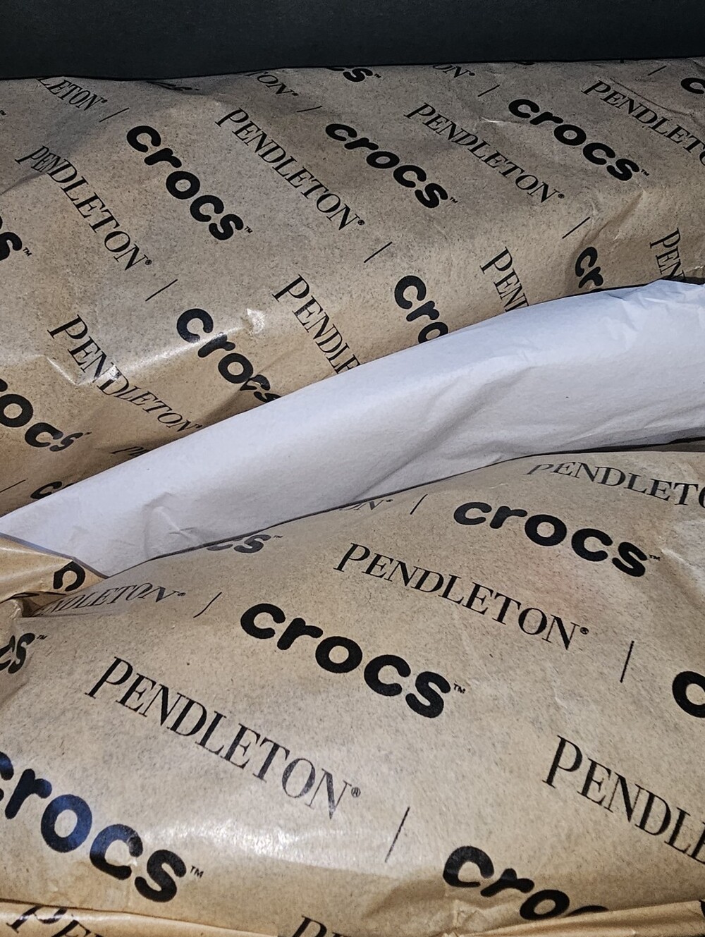 NIB Crocs X Pendleton Crafted Tuscon Wool Clogs M6/W8 M8/W10 Clog Collaboration - Picture 12 of 13